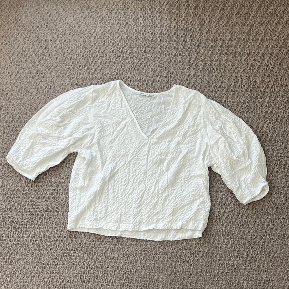 PUFFY SLEEVE TOP - ZARA - SIZE S